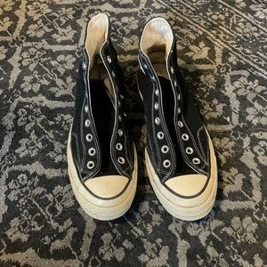 Black double stitch converse